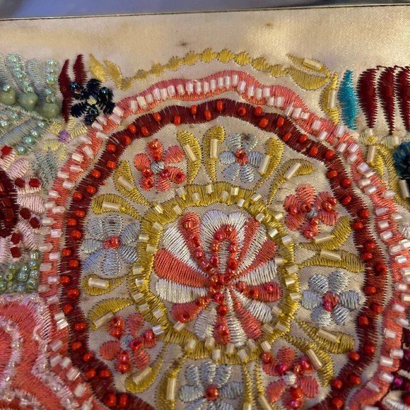 Beaded Clutch - Picture 4 of 5